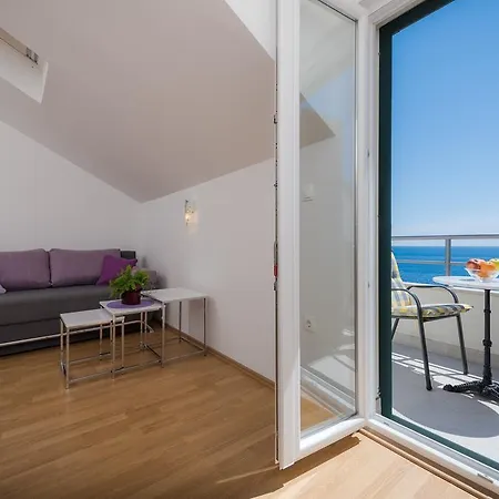 Plazibat Apartmán *