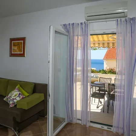 Plazibat Apartmán