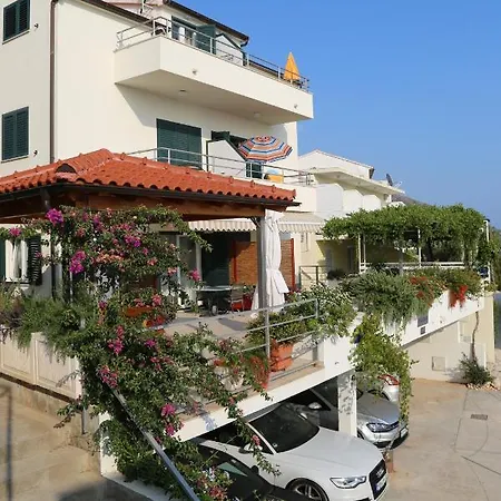 公寓 普拉兹贝特公寓 *