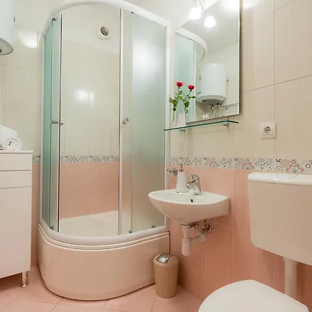 Plazibat Apartment *